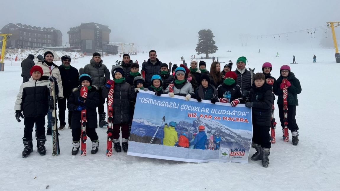 Okulumuzdan Uludağ Kayak Etkinliğine Katılım!